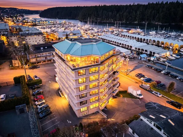 375 Newcastle Ave #204, Nanaimo, BC V9S 4H9