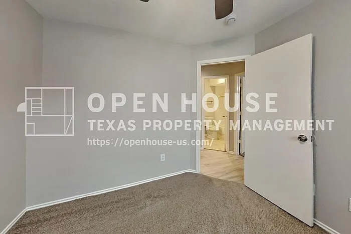 1327 Coppercrest Dr — Photo 13