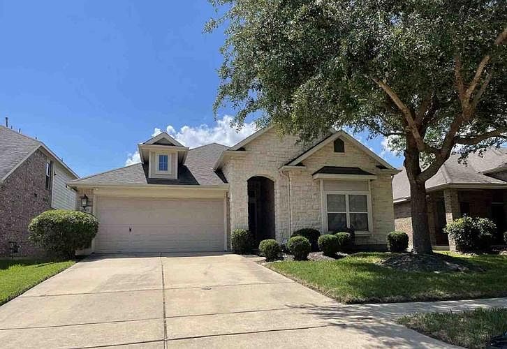 1st image of 11107 Starling Creek Dr