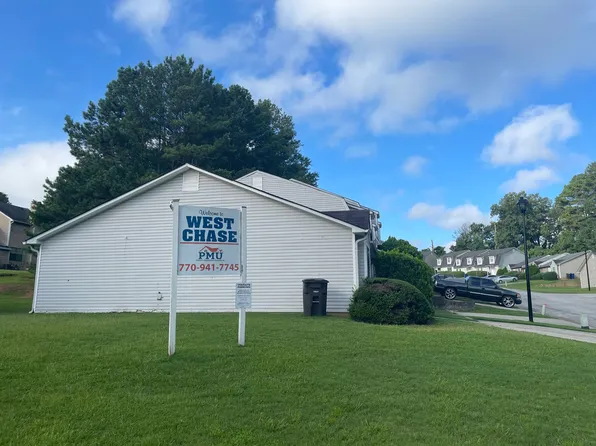 8833 W Hills Ct, Douglasville, GA 30134