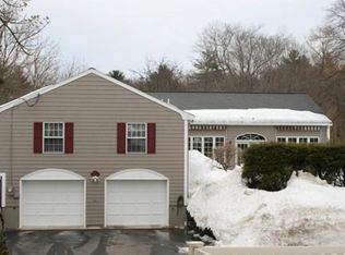 41 Sycamore Rd, Wakefield, MA 01880