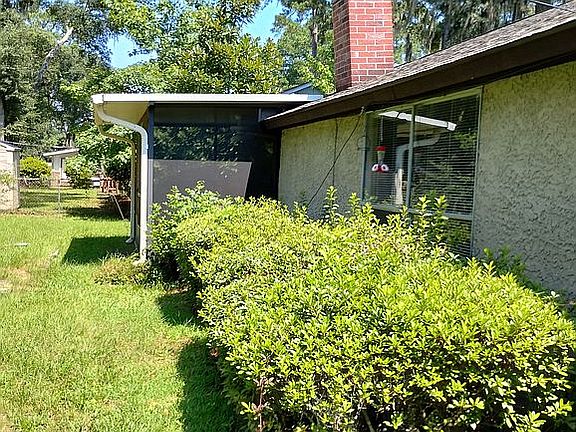 2nd image of 815 Jamestowne Rd
