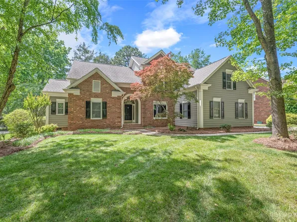 10526 Providence Arbours Dr, Charlotte, NC 28270
