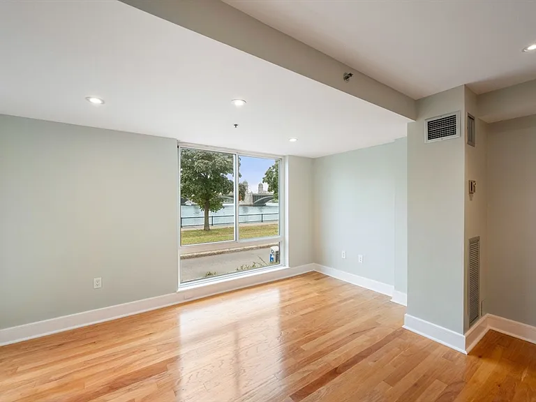 75-83 Cambridge Pkwy #101 — Photo 29