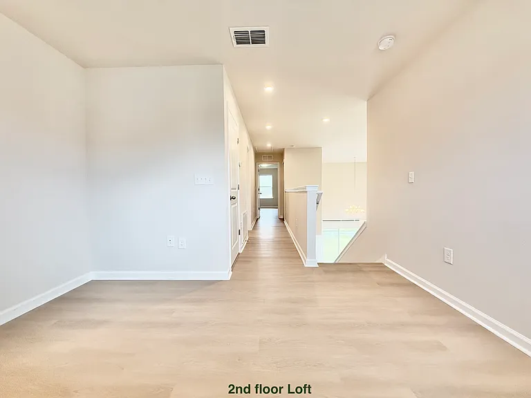 2129 Laceflower Dr — Photo 14