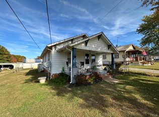 592 Old Wright Shop Rd, Madison Heights, VA 24572