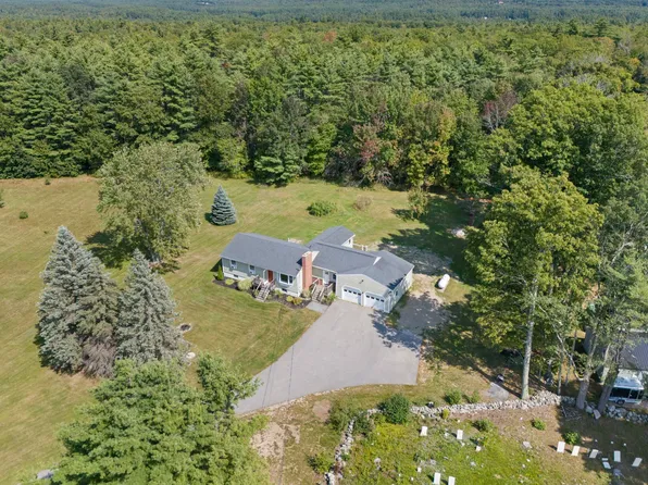 1126 ME-109, Acton, ME 04001