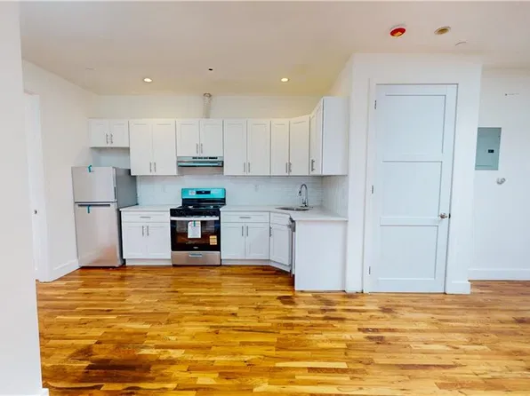 659 Georgia Ave, Brooklyn, NY 11207