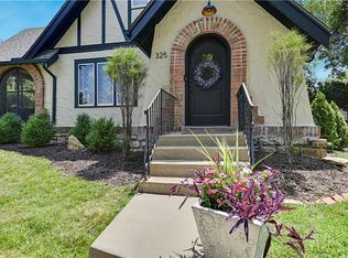 325 E 69th St, Kansas City, MO 64113