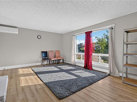 4th image of 178 Ayer Ave #176