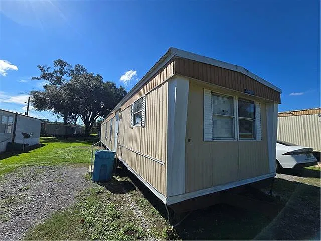 2 bed, 1.0 bath, 672 sqft, $850 — Photo 4