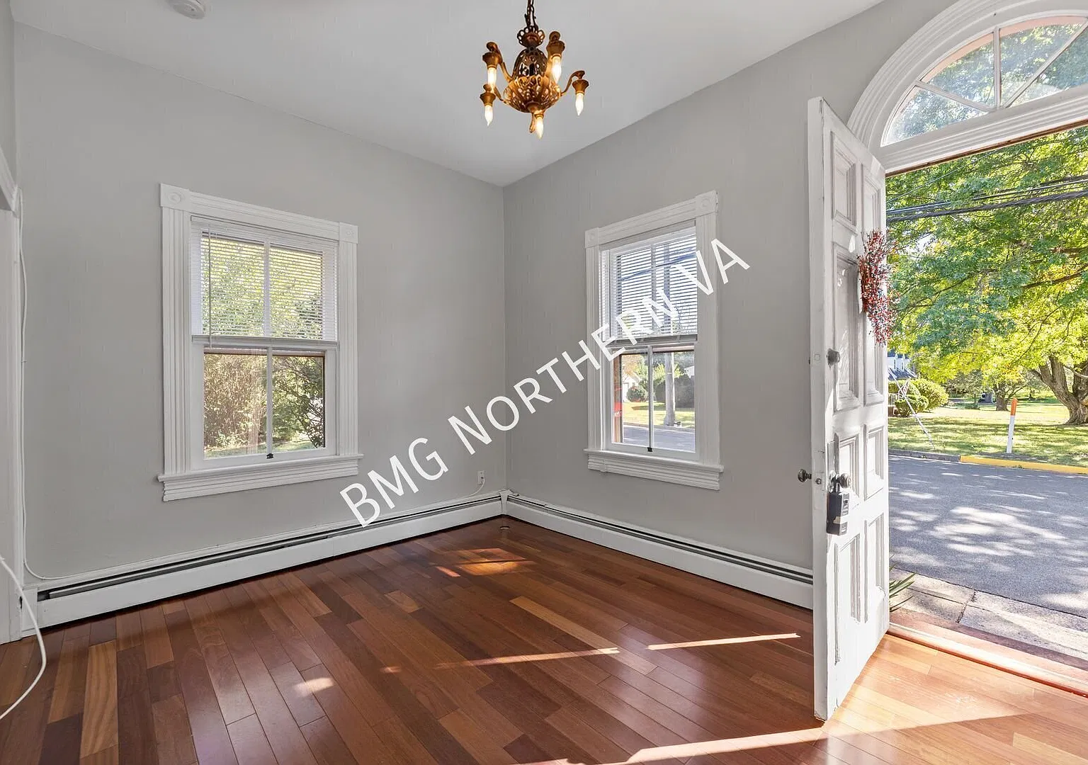 Cozy 1 BR/1 BA Home in Convenient Manassas Location — Photo 4
