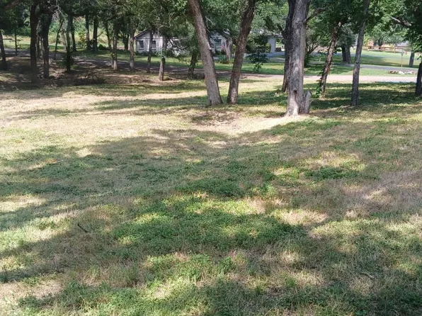 Cooks Ln, Fort Worth, TX 76120