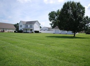 33 Crookhorn Rd, Montross, VA 22520