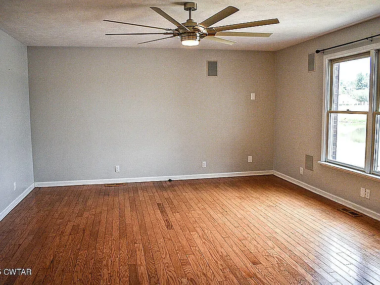 612 Wynridge Dr — Photo 36