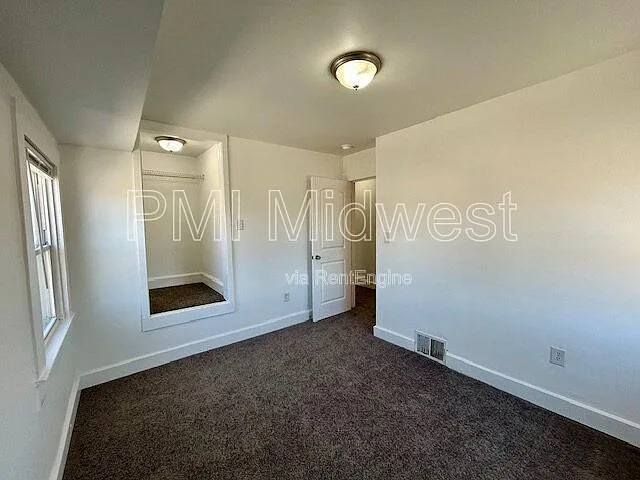2960 N Park Ave — Photo 18