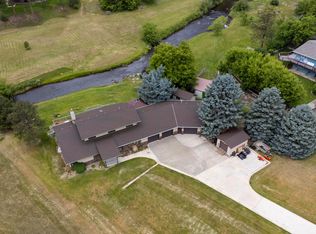 22907 Flume Ln, Rapid City, SD 57702