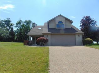 125 Carmella Dr, North Huntingdon, PA