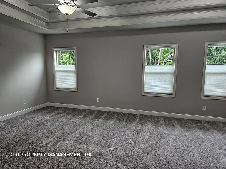 352 Newshaw Dr — Photo 30