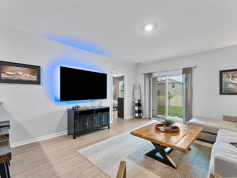 10918 Trailing Vine Dr — Photo 10