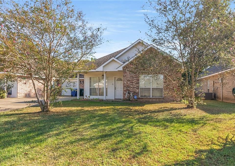 1st image of 121 Aloys Cir