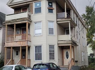 916 Elizabeth St, Utica, NY 13501