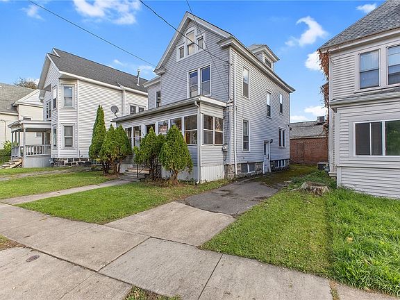 2nd image of 731 S Beech St