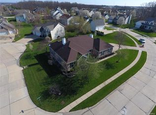1307 Black Bear Dr, Wentzville, MO 63385