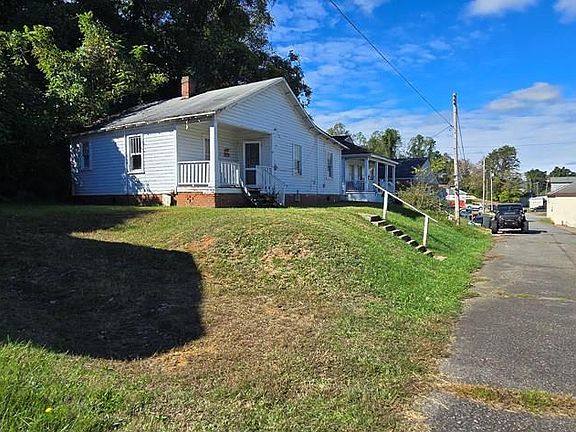 2nd image of 11 Henry St