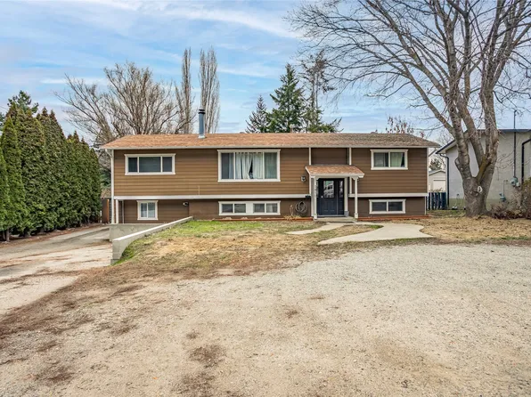 1450 Ponderosa Rd, West Kelowna, BC V1Z 1N1