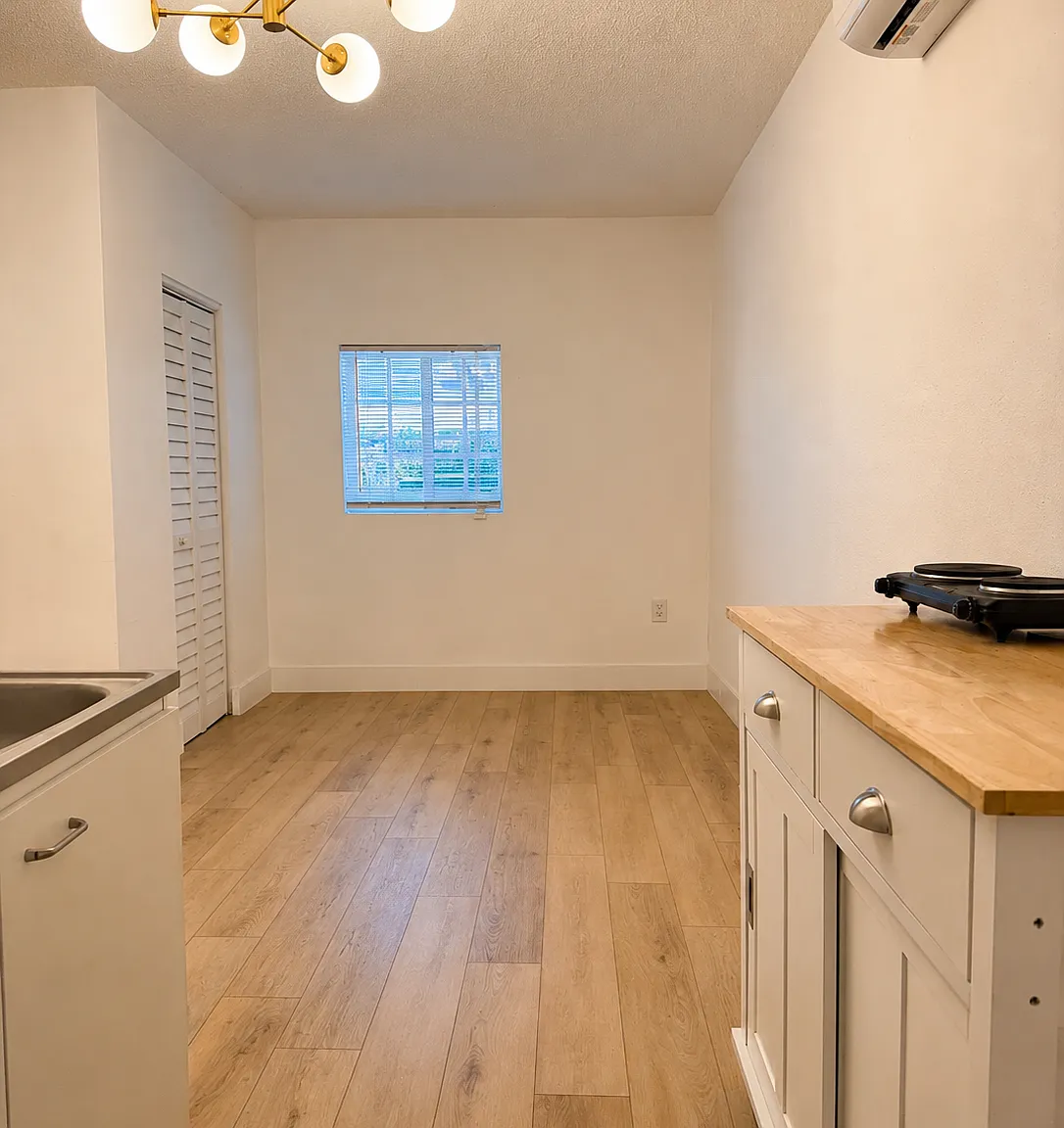Studio, 385 sqft, $1,350 — Photo 3