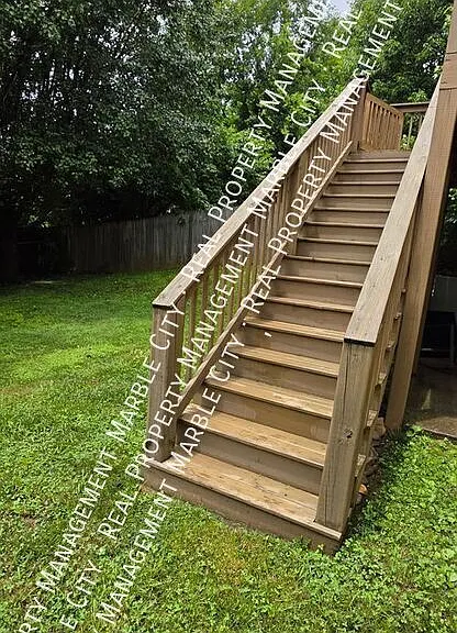 721 Shady Springs Ln — Photo 21