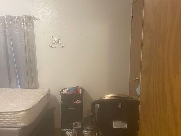 Guest bedroom 