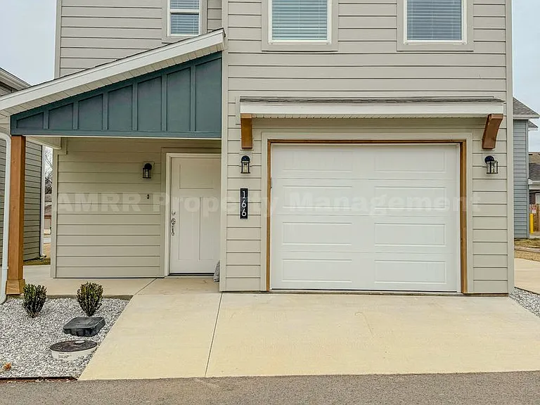 166 Copper Oaks Dr — Photo 1