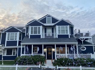 56 Rocky Neck Ave, Gloucester, MA 01930