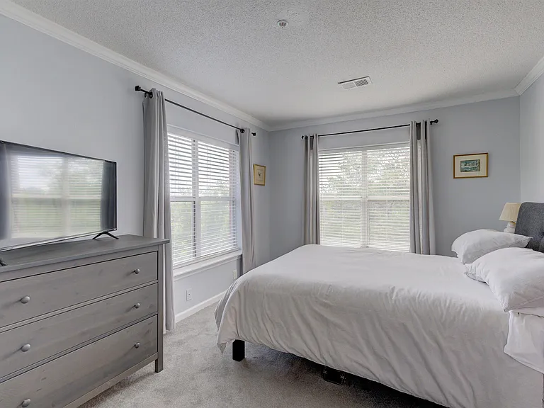 900 Taylor St #401 — Photo 23