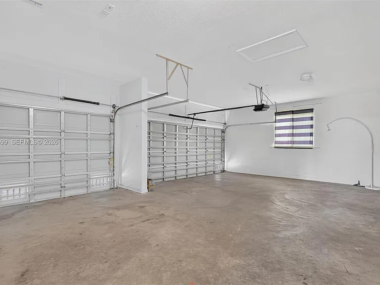 20943 SW 133rd Ave — Photo 28