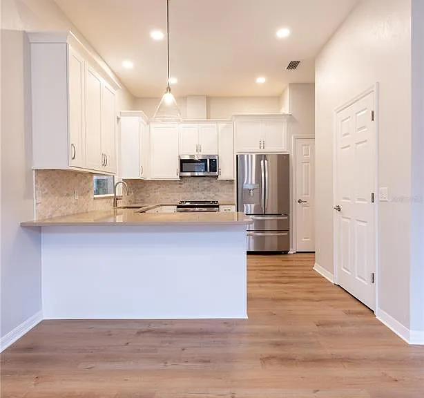 3602 SW 98th Blvd — Photo 4