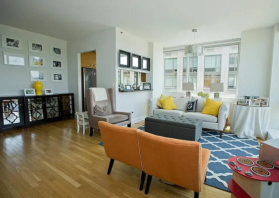 Rented by Keller Williams NYC | media 23