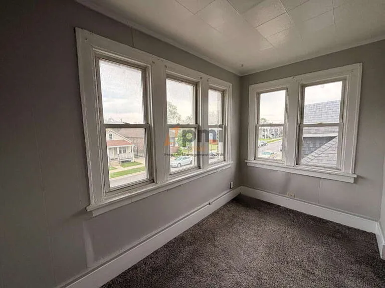 3910 Catalpa St #2 — Photo 10