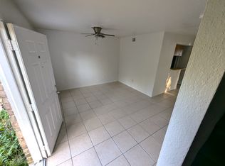 9225 Kerrwood Ln APT 1A, Houston, TX 77080