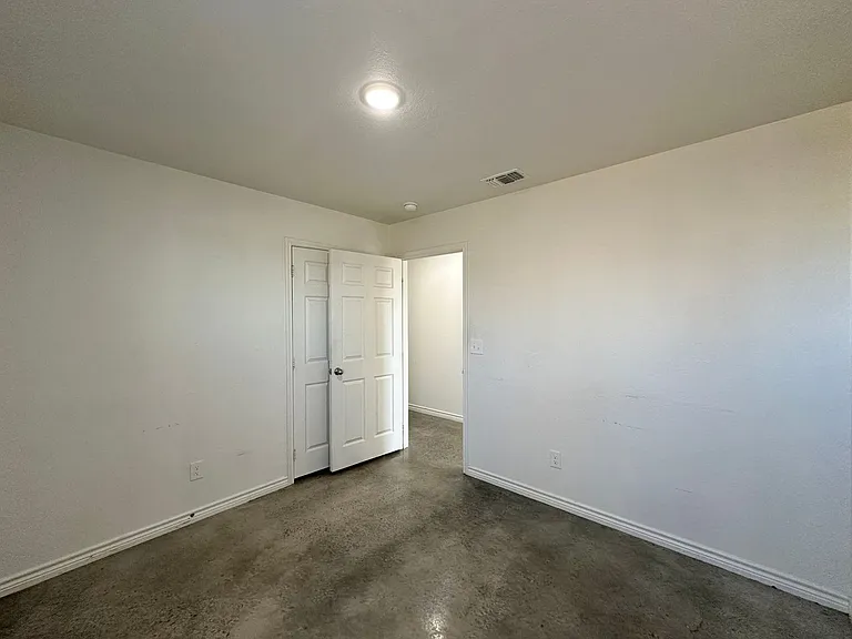 5814 Harriet Tubman Ave — Photo 18
