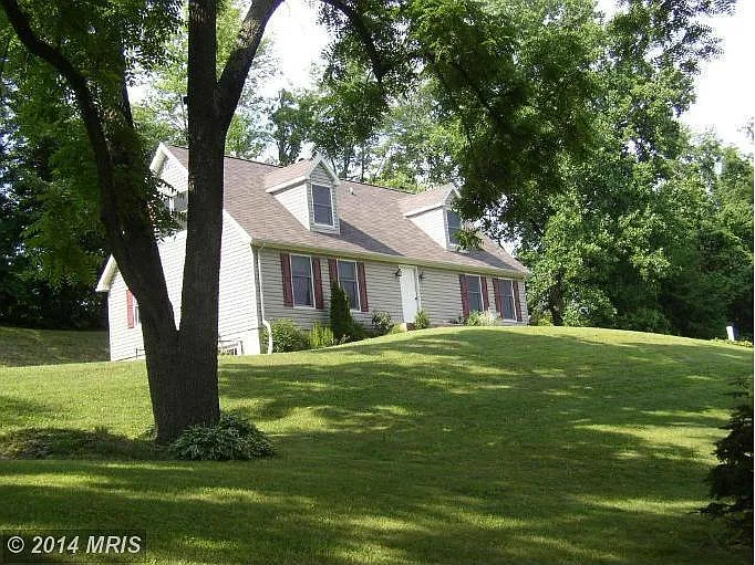10128 Liberty Rd photo 1
