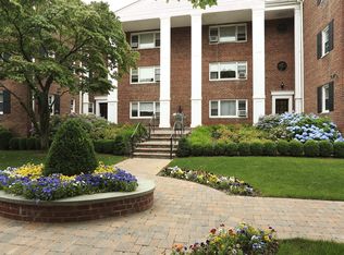 1833 Palmer Ave APT 1A, Larchmont, NY 10538
