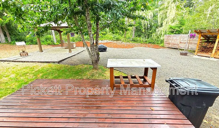331 Dewatto Rd W — Photo 32