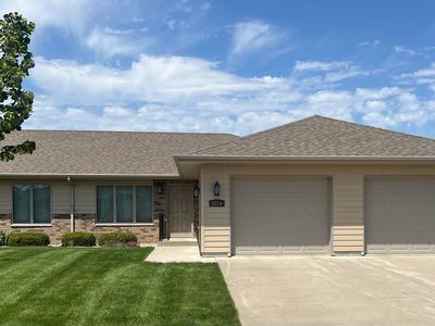 2519 Whisper Wind Dr, Aberdeen, SD, 57401
