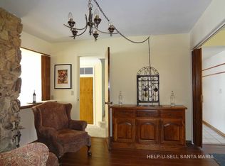 702 N Bradley Rd, Santa Maria, CA 93454