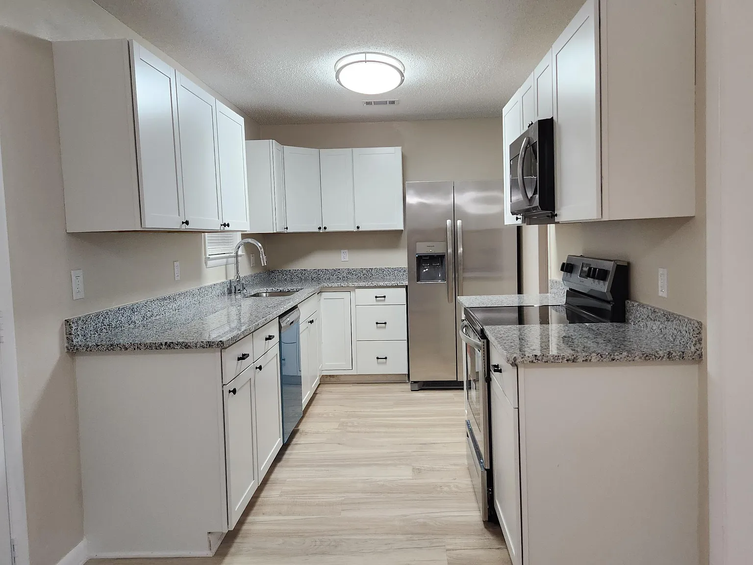 2811 Tatum St — Photo 4