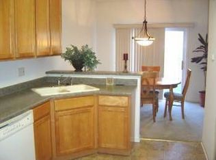 87 E Haines Dr, Hainesville, IL 60030