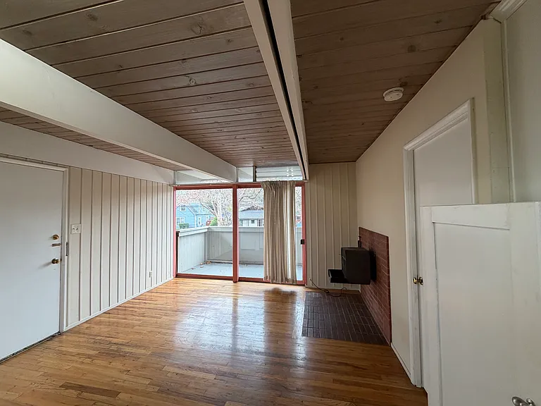 827 College Ave #827 — Photo 4